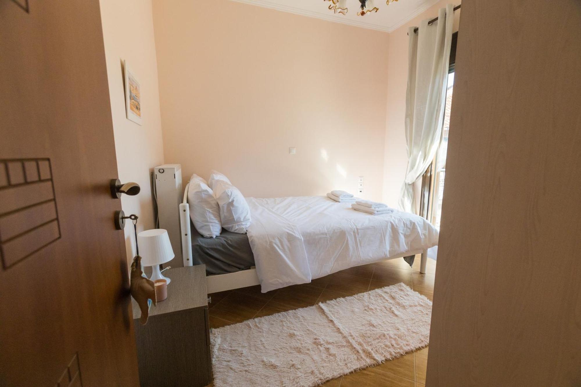 Avgerinos Ηome Breakfast Basket Complimentary Villa อัมฟิเกลีย ภายนอก รูปภาพ