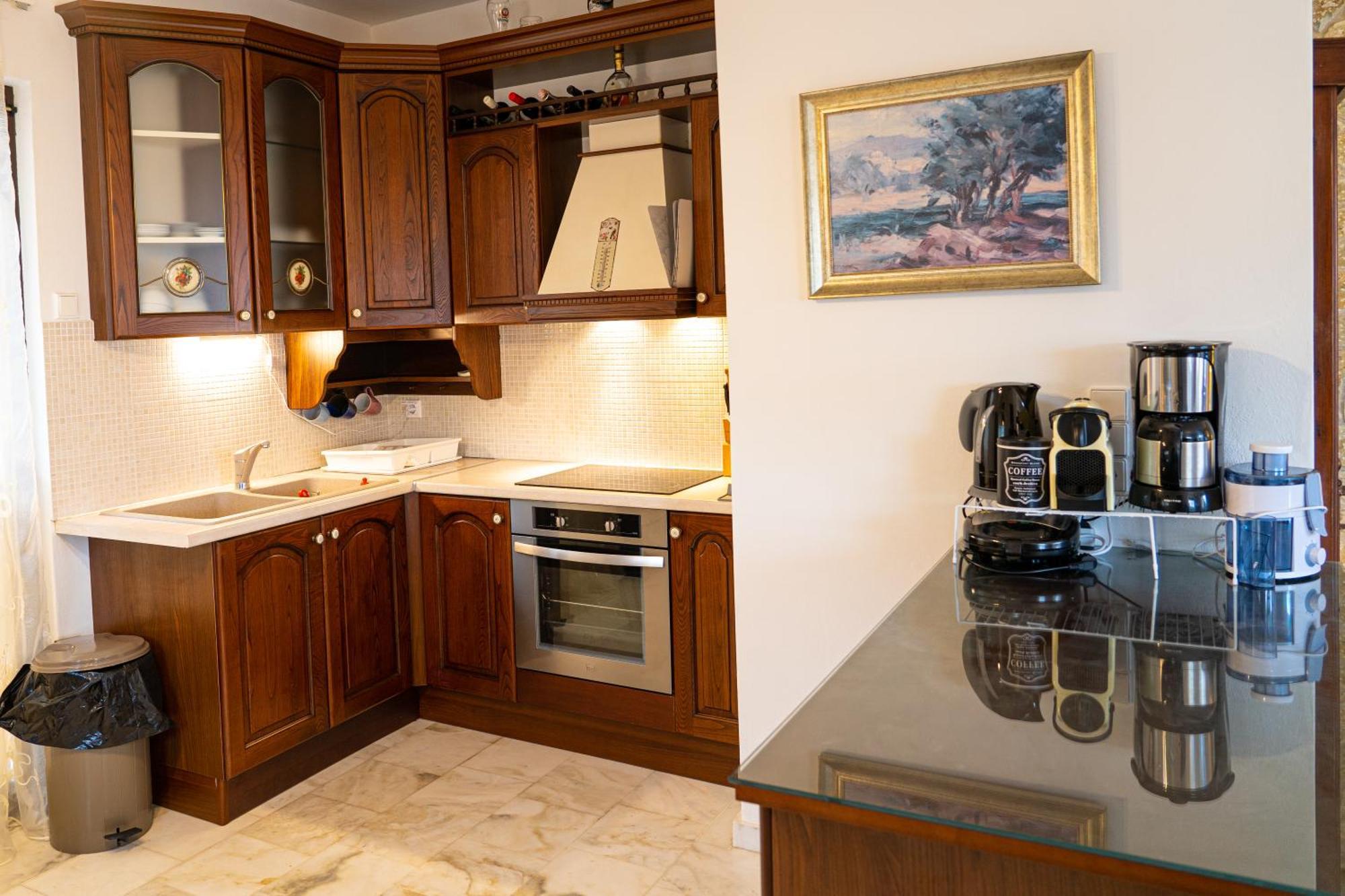 Avgerinos Ηome Breakfast Basket Complimentary Villa อัมฟิเกลีย ภายนอก รูปภาพ