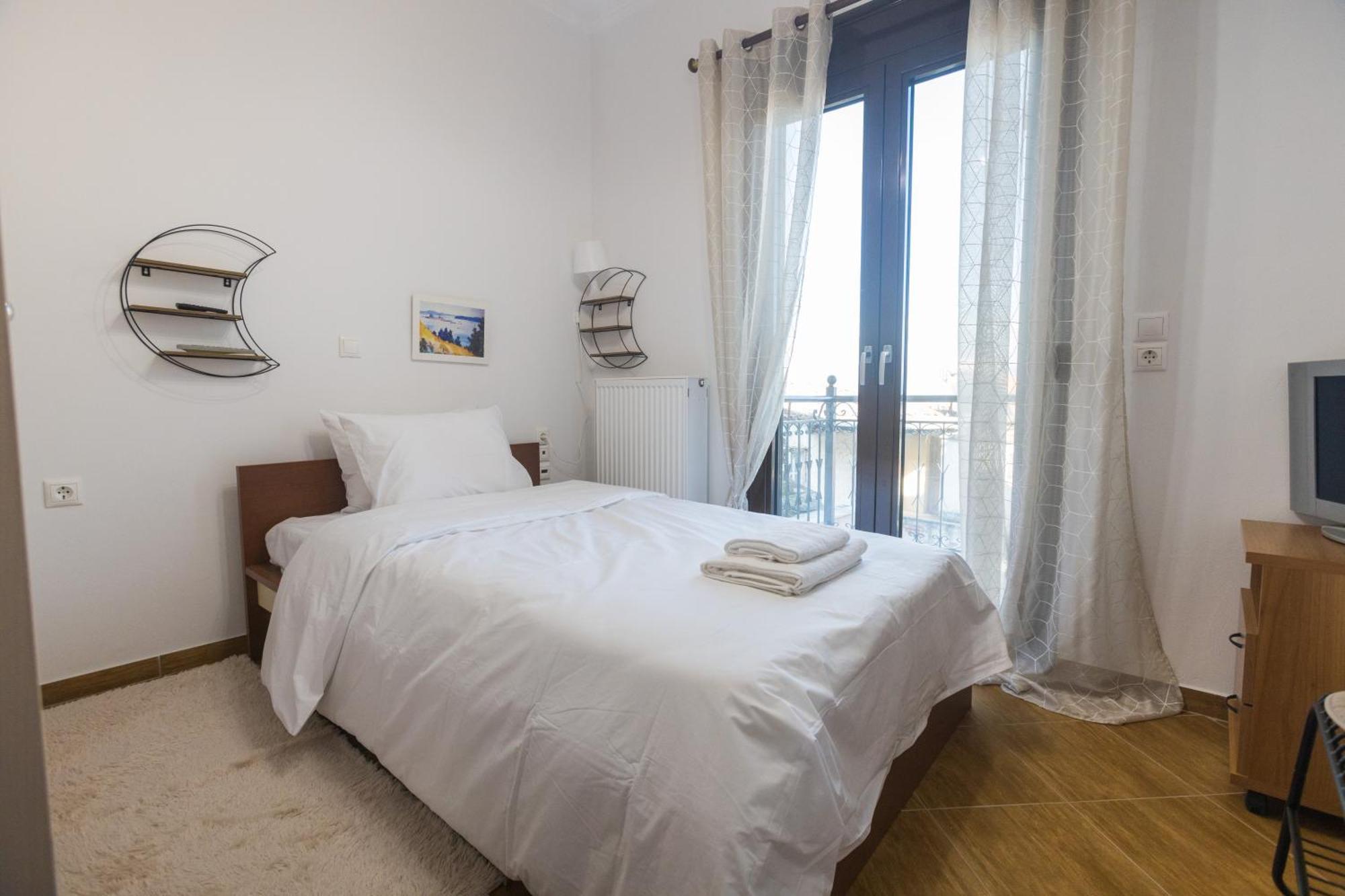 Avgerinos Ηome Breakfast Basket Complimentary Villa อัมฟิเกลีย ภายนอก รูปภาพ